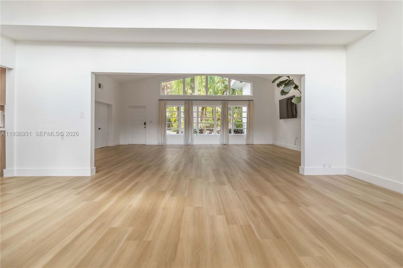 900 Belle Meade Island Dr., Miami, FL 33138 Photo