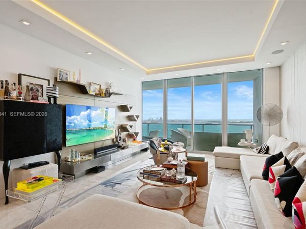 1331 Brickell Bay Dr, Unit 2907, Miami, FL 33131