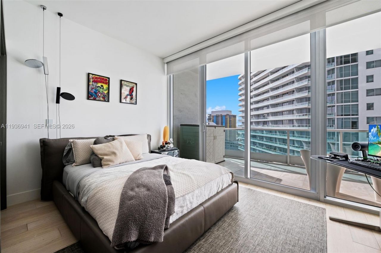 1331 Brickell Bay Dr, Unit 2907, Miami, FL 33131 Photo