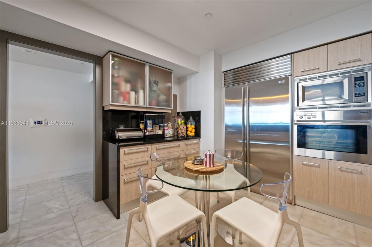 1331 Brickell Bay Dr, Unit 2907, Miami, FL 33131 Photo