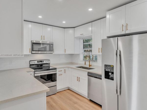 1155 NW 9th Ave, Fort Lauderdale, FL 33311