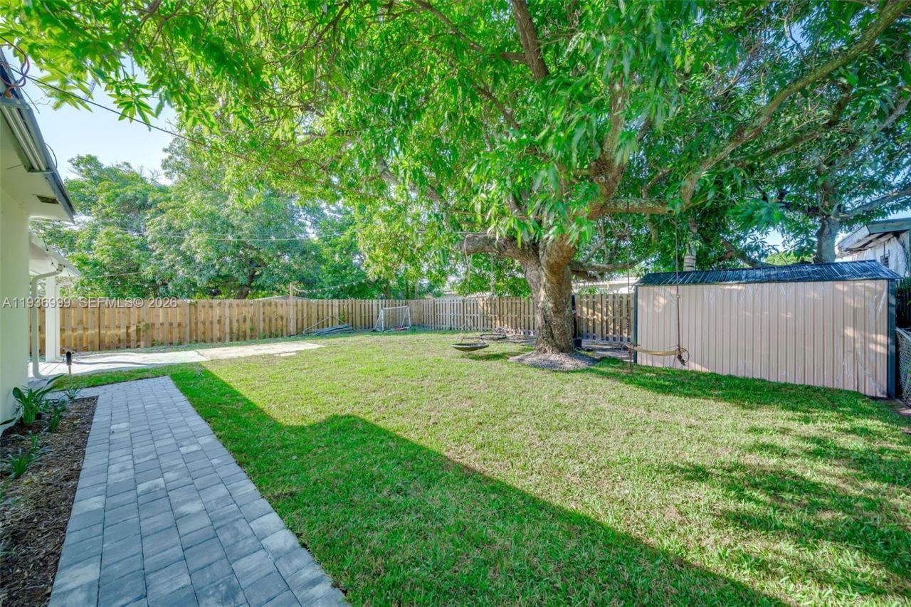 1155 NW 9th Ave, Fort Lauderdale, FL 33311 Photo