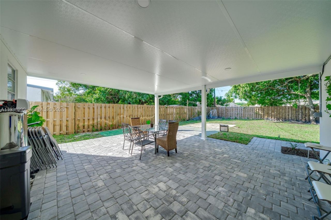 1155 NW 9th Ave, Fort Lauderdale, FL 33311 Photo