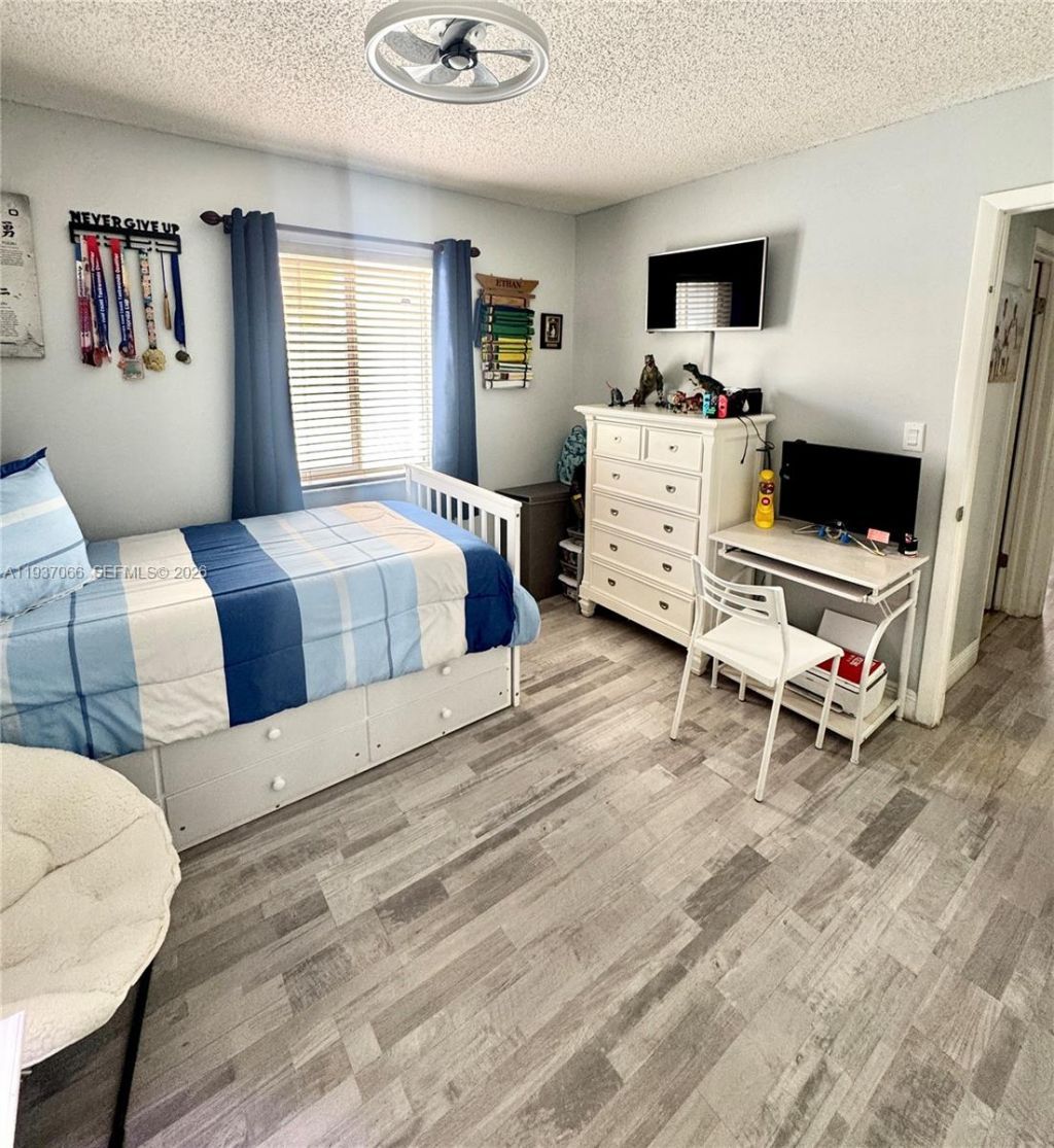 11512 SW 6th St, Sweetwater, FL 33174 Photo