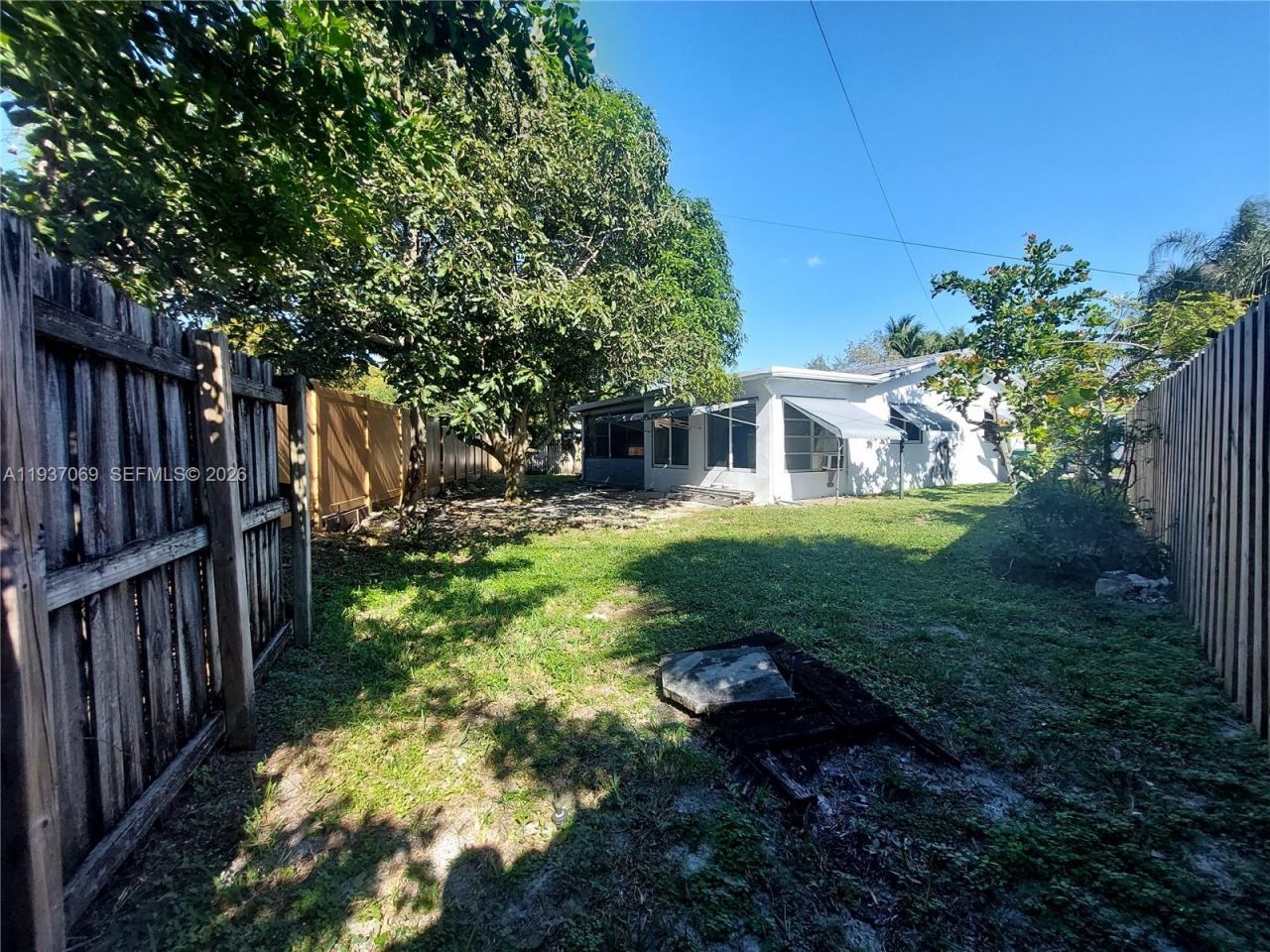 4571 NW 19th Way, Tamarac, FL 33309 Photo