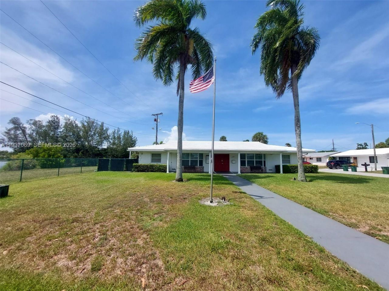 4571 NW 19th Way, Tamarac, FL 33309 Photo