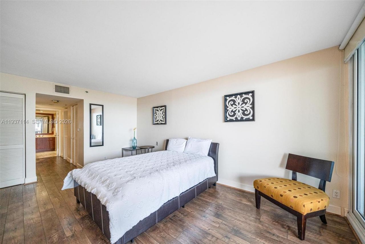 1717 N Bayshore Dr, Unit A-1439, Miami, FL 33132 Photo