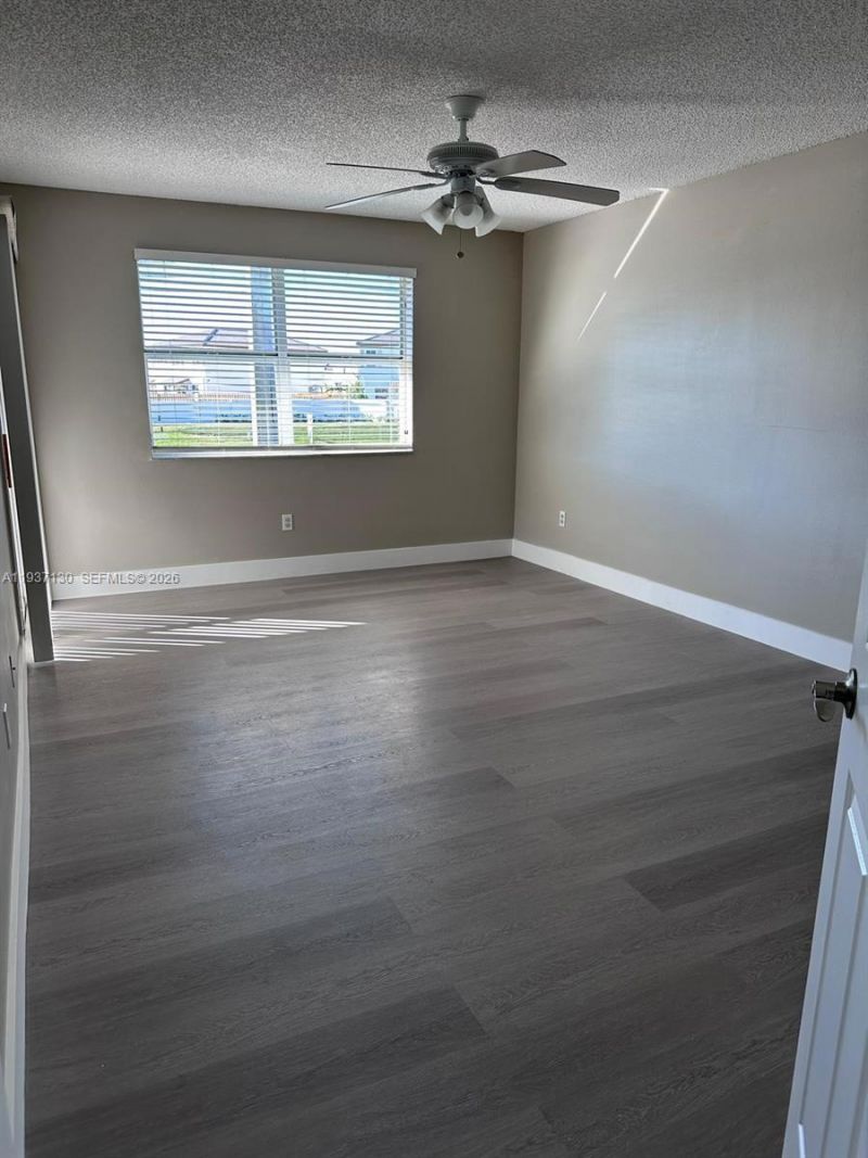 2246 SE 27th Dr, Unit 204-D, Homestead, FL 33035 Photo