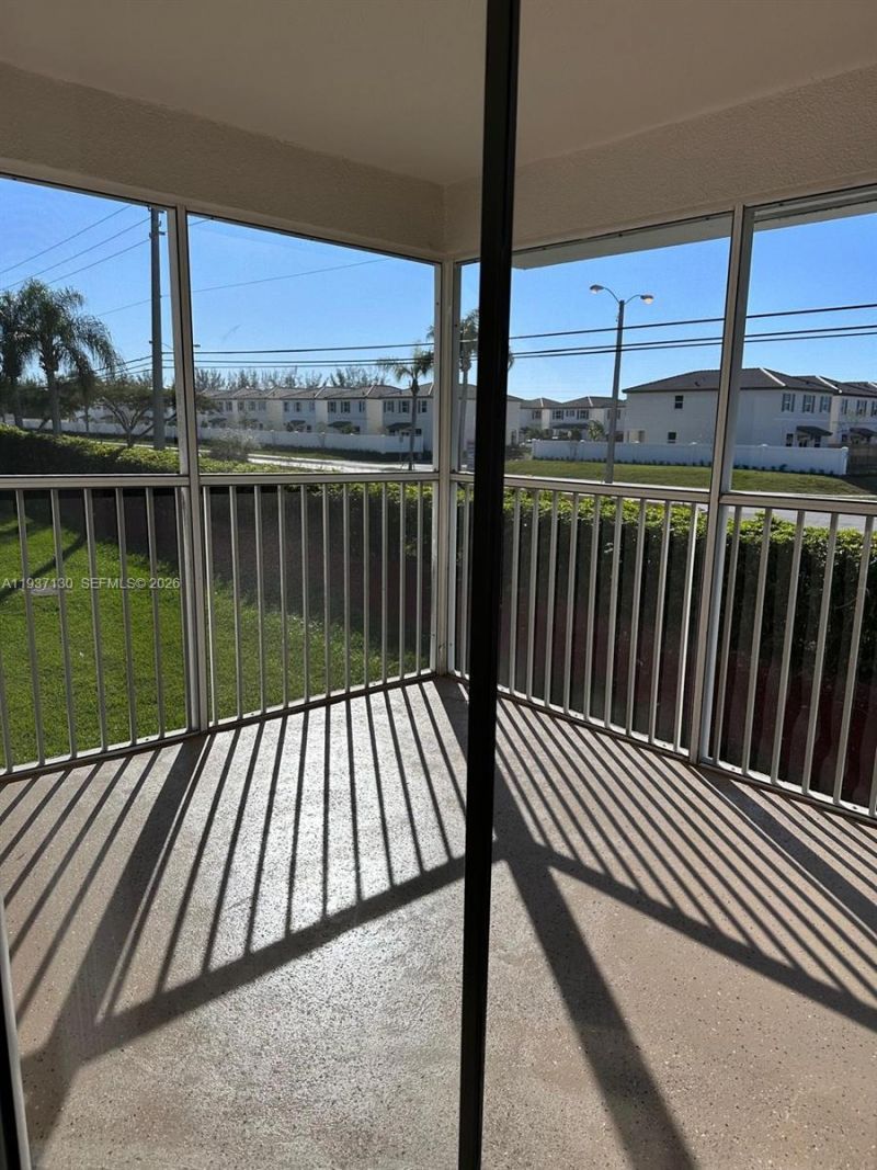 2246 SE 27th Dr, Unit 204-D, Homestead, FL 33035 Photo