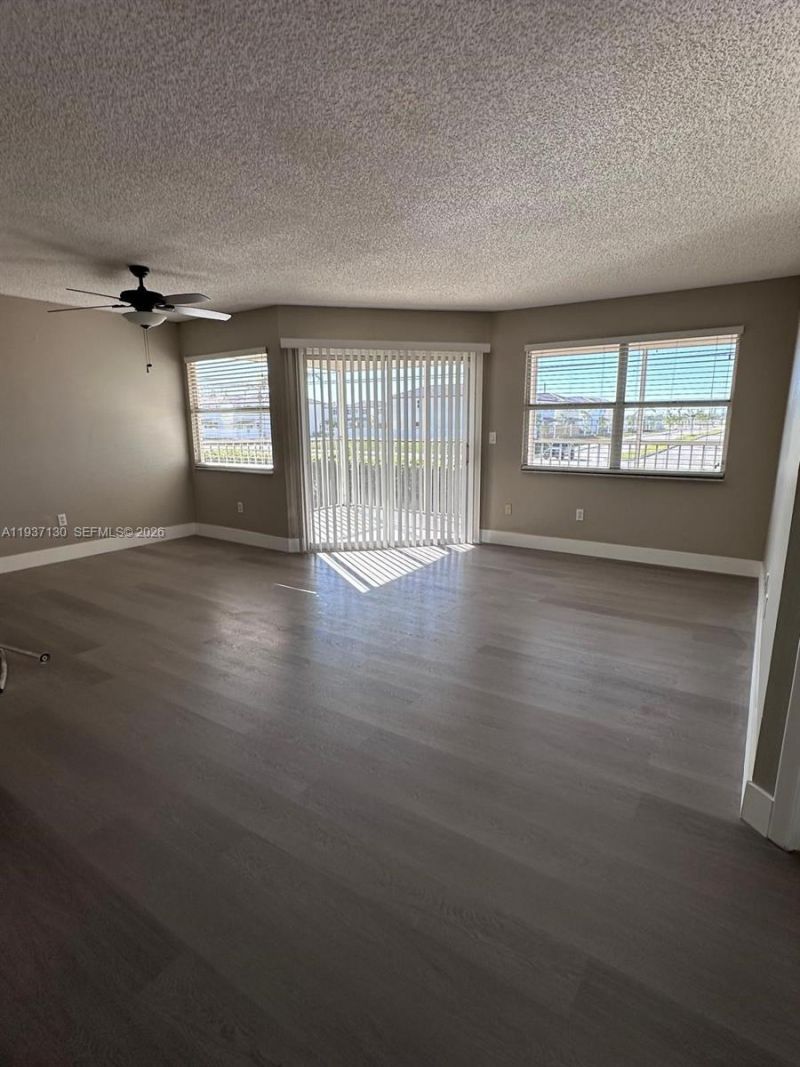 2246 SE 27th Dr, Unit 204-D, Homestead, FL 33035 Photo