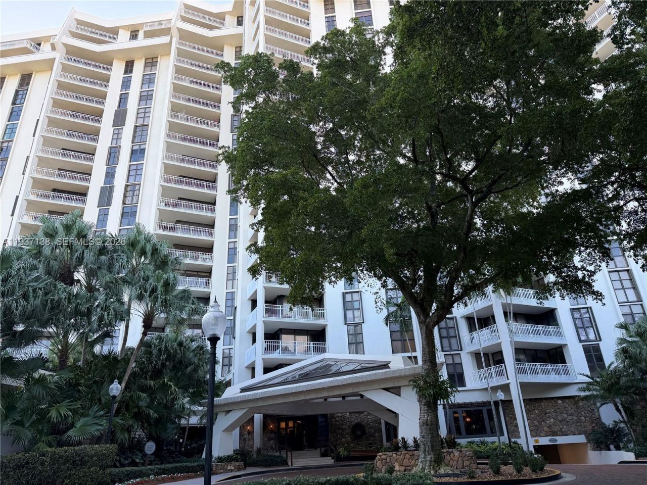 1000 Quayside Ter , Unit 1807, Miami, FL 33138 Photo