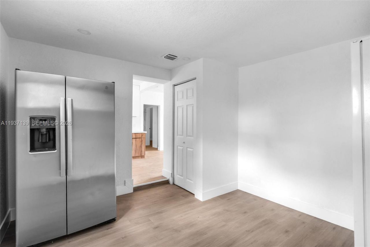 975 NW 134th St, North Miami, FL 33168 Photo