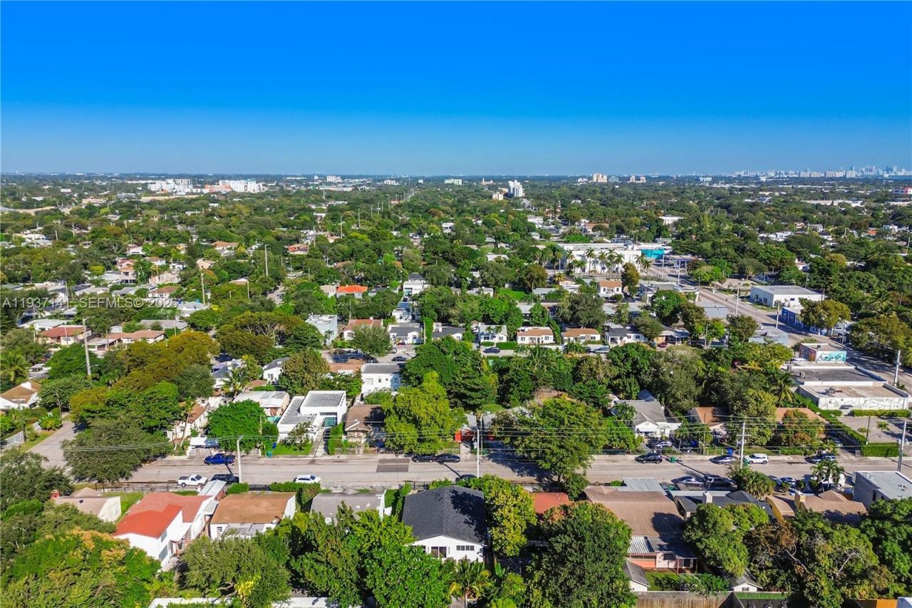 254 NW 43rd St, Miami, FL 33127 Photo