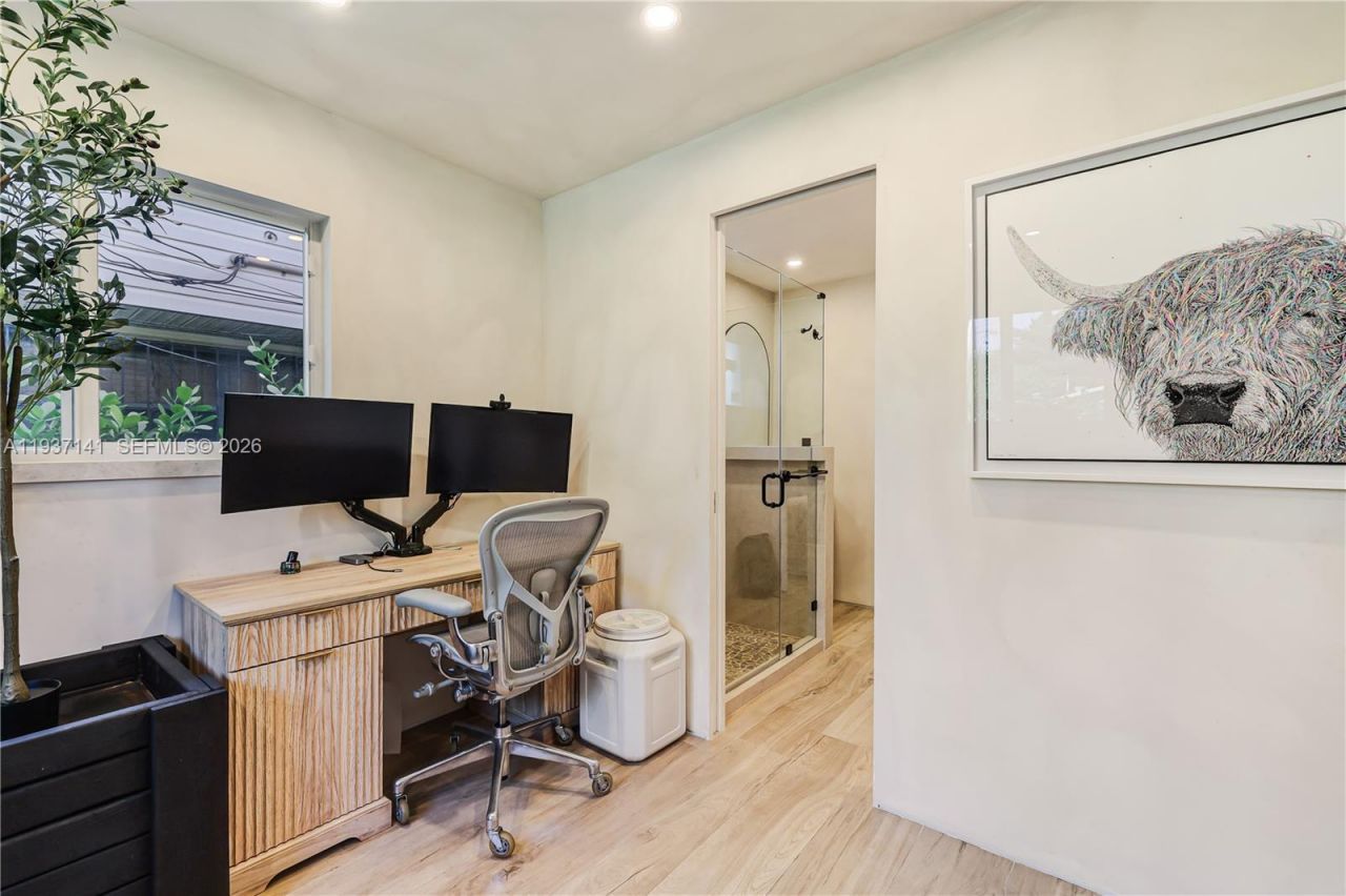 254 NW 43rd St, Miami, FL 33127 Photo