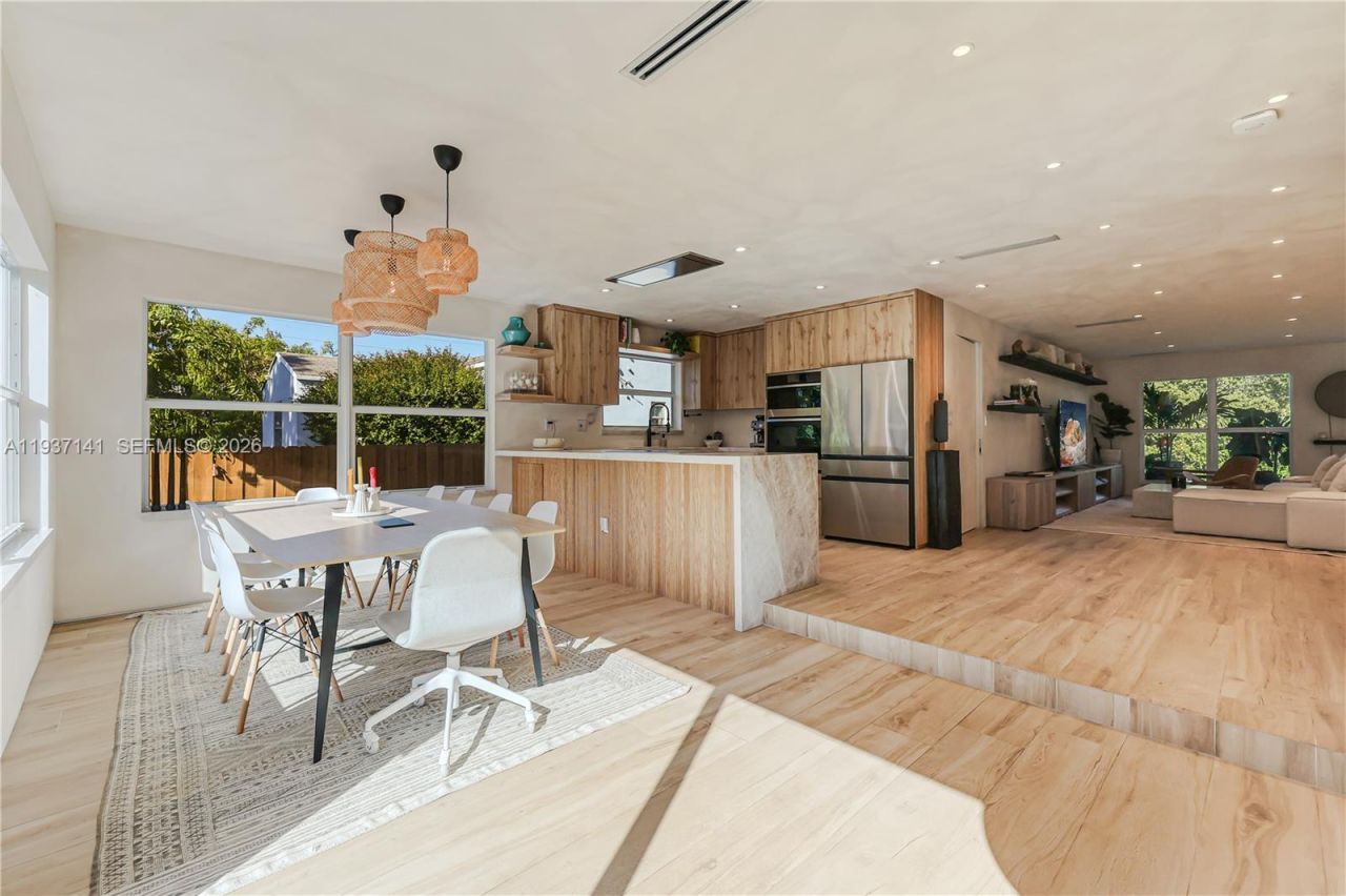 254 NW 43rd St, Miami, FL 33127 Photo