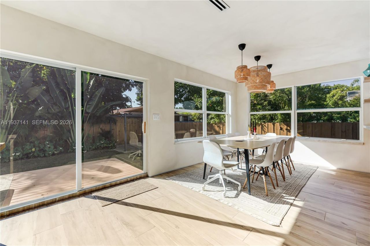 254 NW 43rd St, Miami, FL 33127 Photo