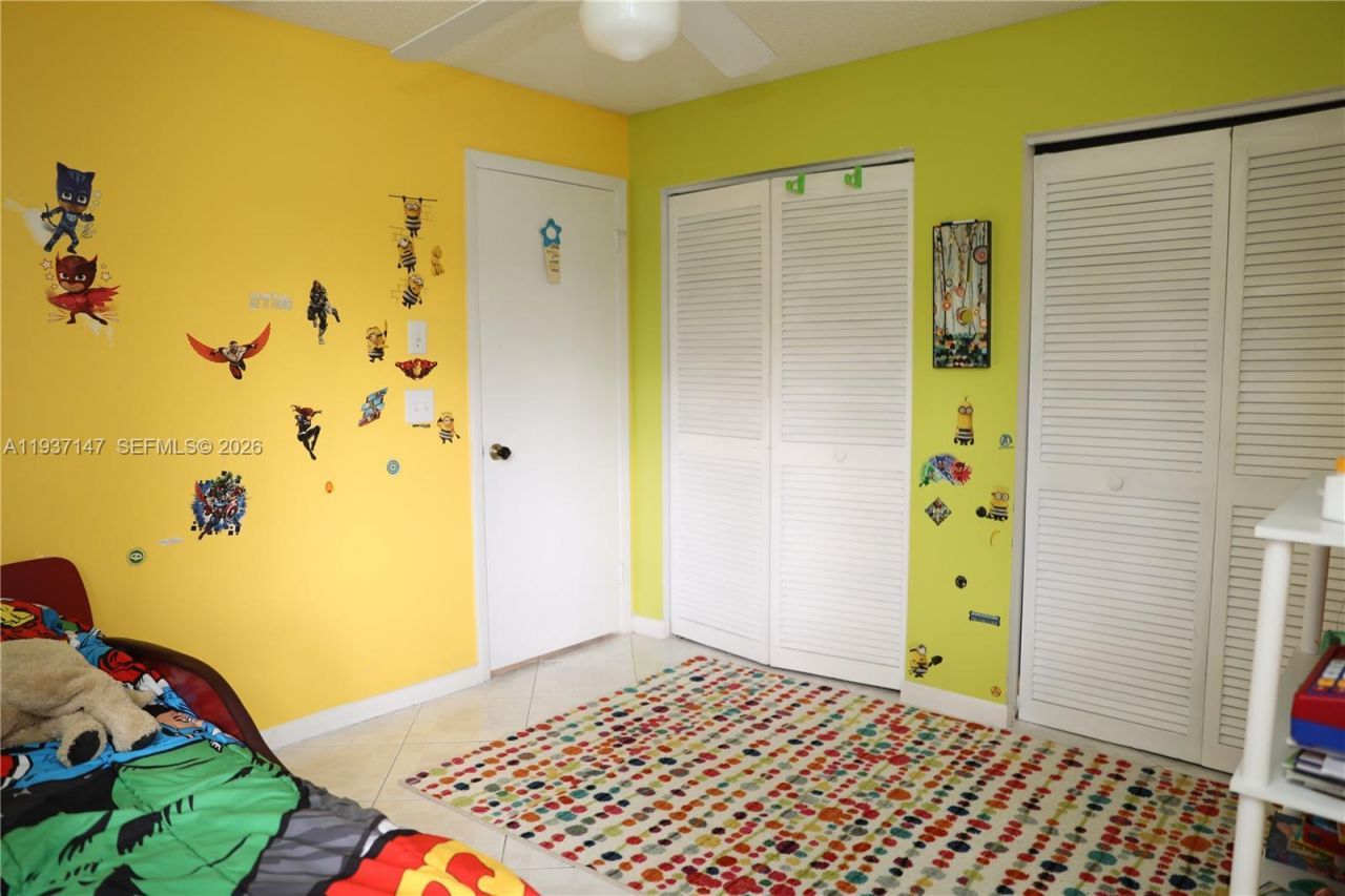 1131 SW 109th Ave, Pembroke Pines, FL 33025 Photo