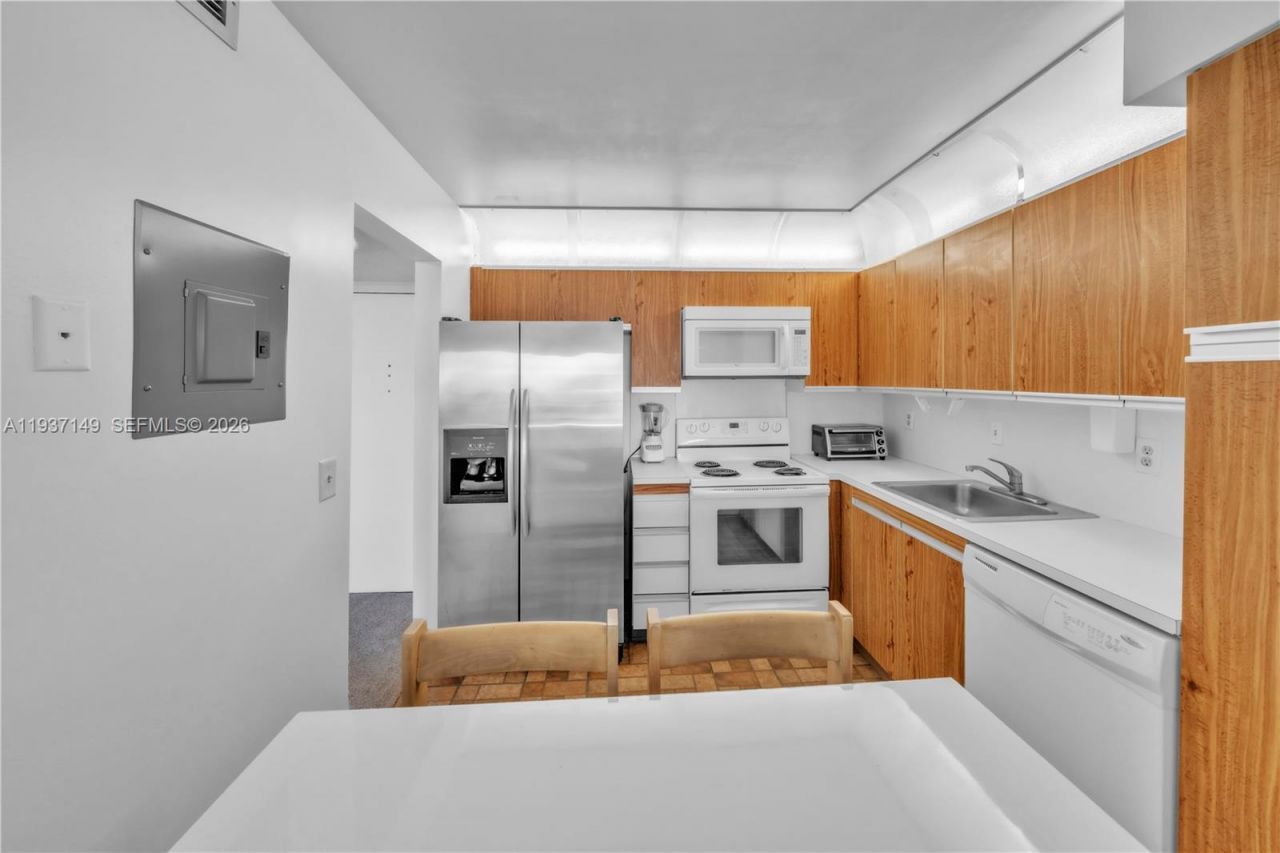 2401 S Ocean Dr, Unit 702, Hollywood, FL 33019 Photo