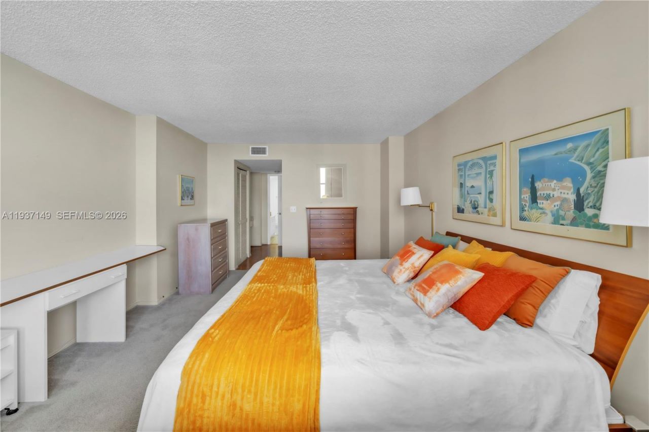 2401 S Ocean Dr, Unit 702, Hollywood, FL 33019 Photo