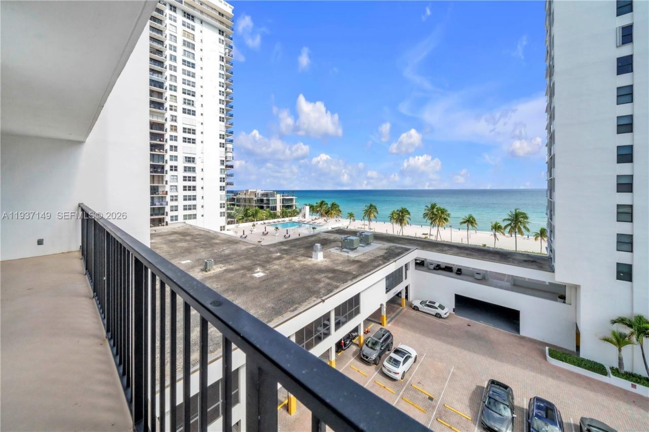 2401 S Ocean Dr, Unit 702, Hollywood, FL 33019 Photo