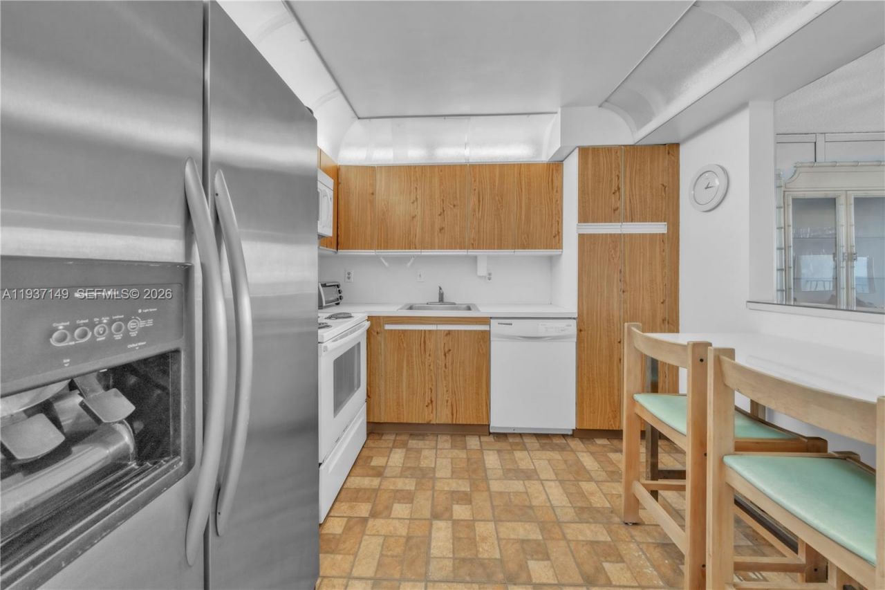 2401 S Ocean Dr, Unit 702, Hollywood, FL 33019 Photo