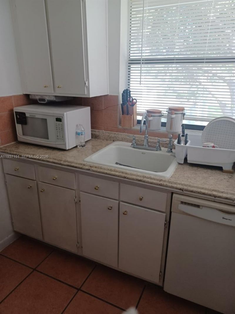 1201 N Liberty Ave, Unit 1201E, Homestead, FL 33034 Photo