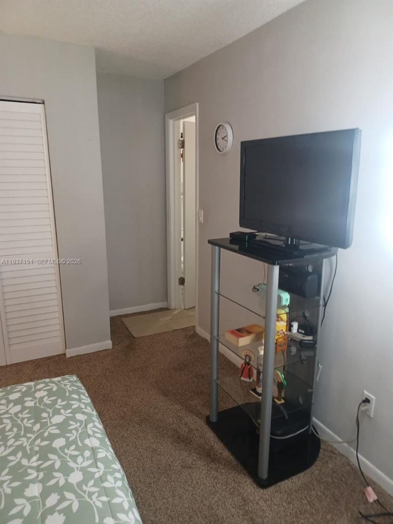 1201 N Liberty Ave, Unit 1201E, Homestead, FL 33034 Photo