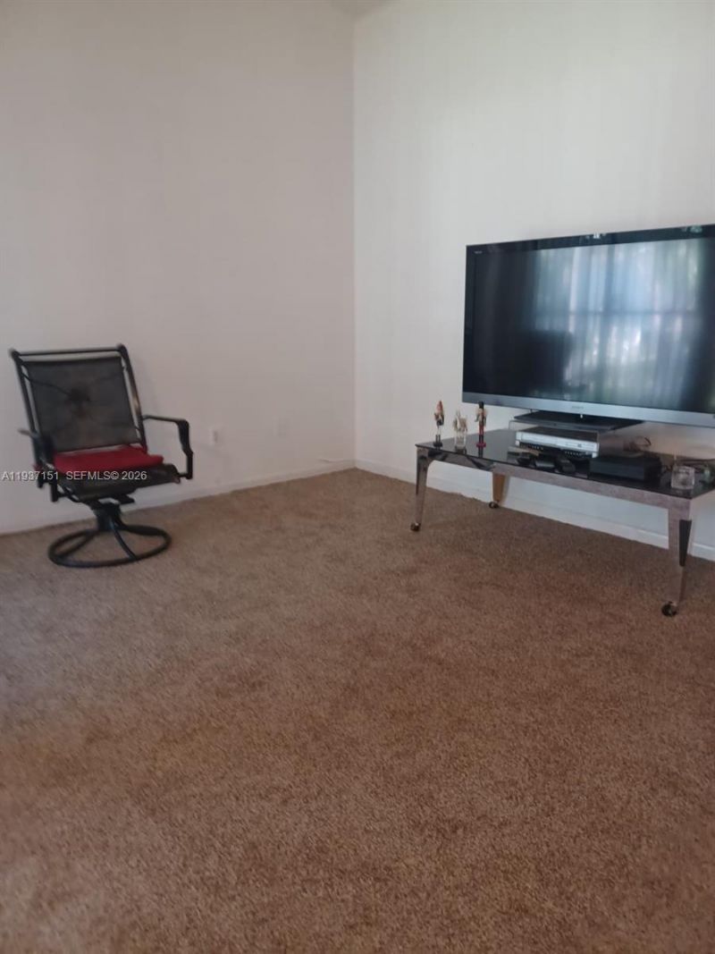 1201 N Liberty Ave, Unit 1201E, Homestead, FL 33034 Photo