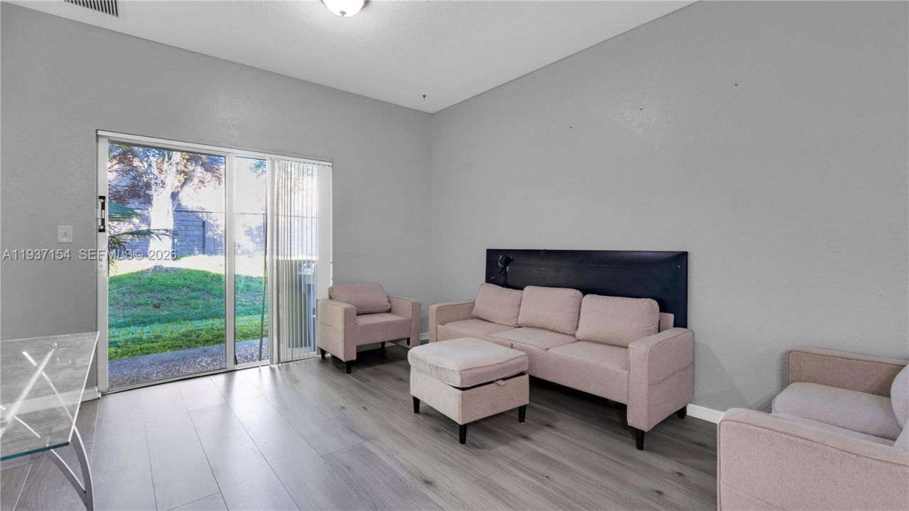 13103 SW 42nd St, Unit 5106, Miramar, FL 33027 Photo