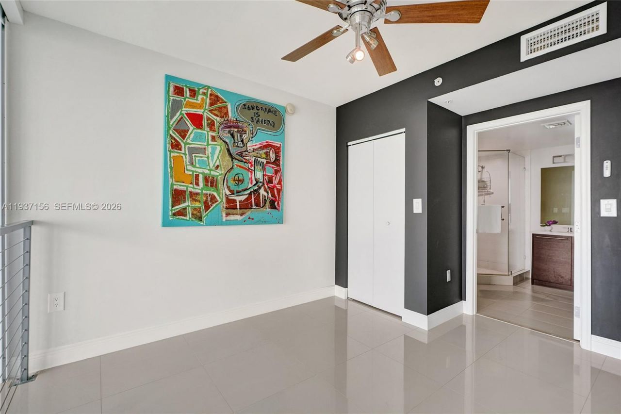7930 East Dr, Unit 1806, North Bay Village, FL 33141 Photo