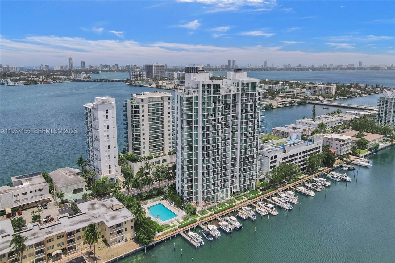 7930 East Dr , Unit 1806, North Bay Village, FL 33141 Photo