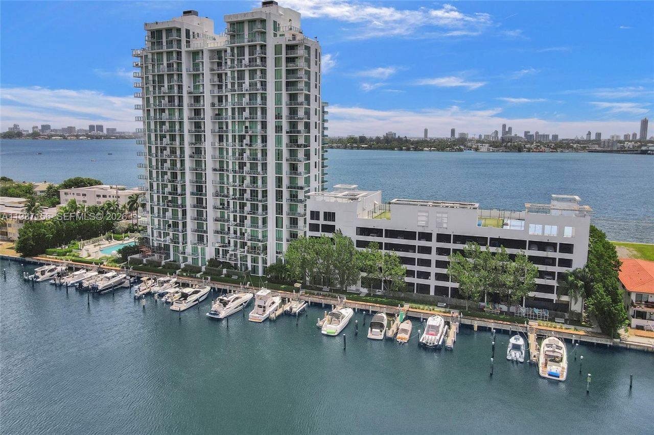 7930 East Dr , Unit 1806, North Bay Village, FL 33141 Photo