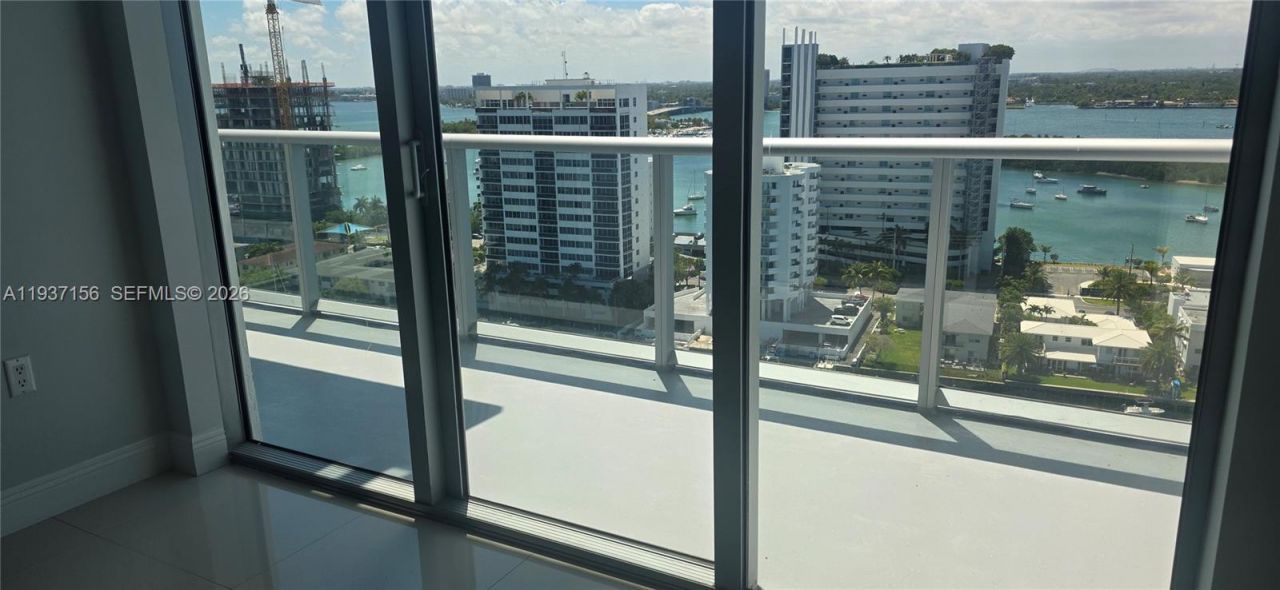 7930 East Dr, Unit 1806, North Bay Village, FL 33141 Photo
