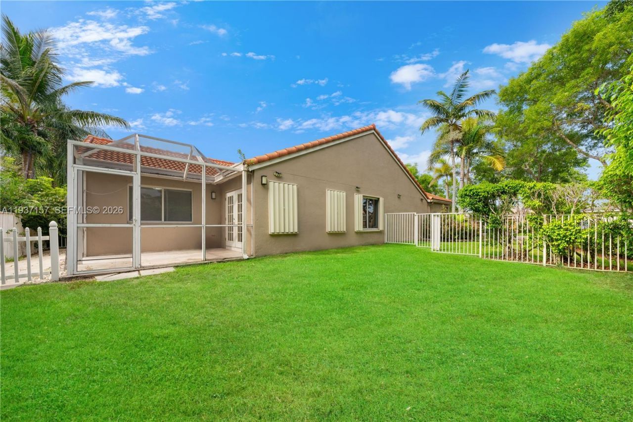 4361 Mahogany Ridge Dr , Weston, FL 33331 Photo