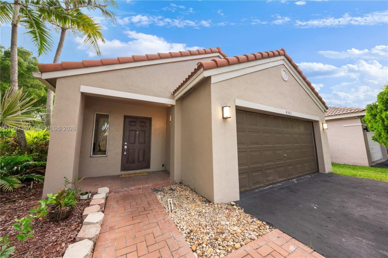 4361 Mahogany Ridge Dr , Weston, FL 33331 Photo