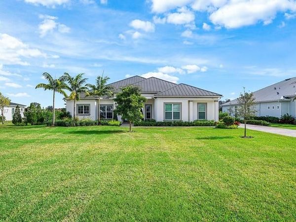 20017 SE Bridgewater Drive, Jupiter, FL 33458