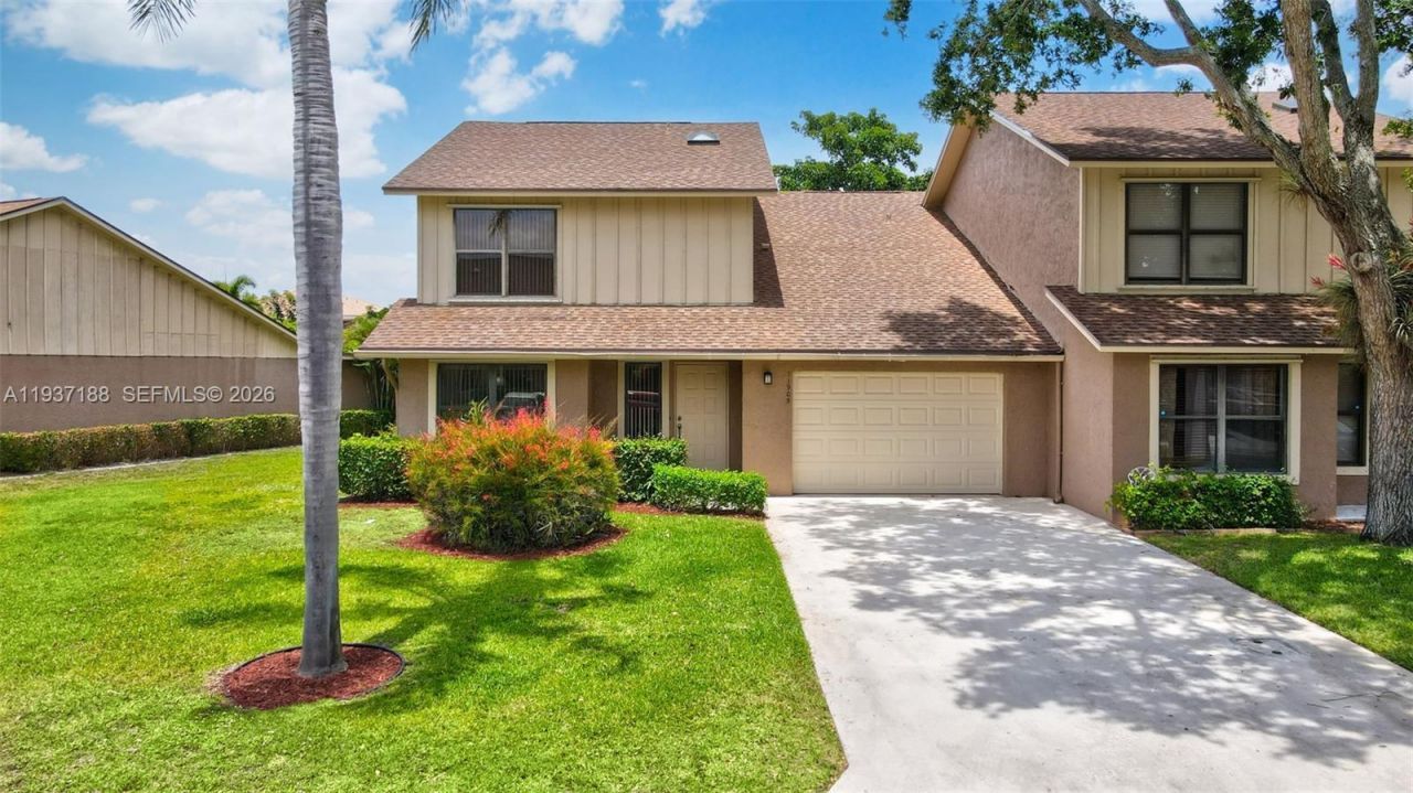 11905 Donlin Dr, Wellington, FL 33414 Photo