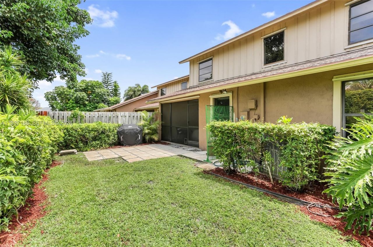 11905 Donlin Dr, Wellington, FL 33414 Photo