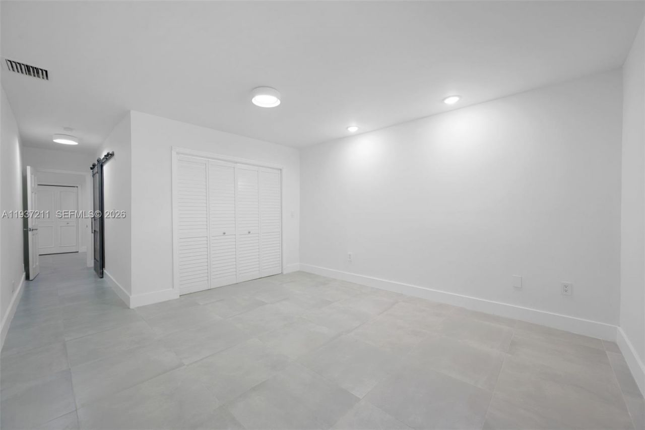 5300 SW 162nd Ave, Southwest Ranches, FL 33331 Photo