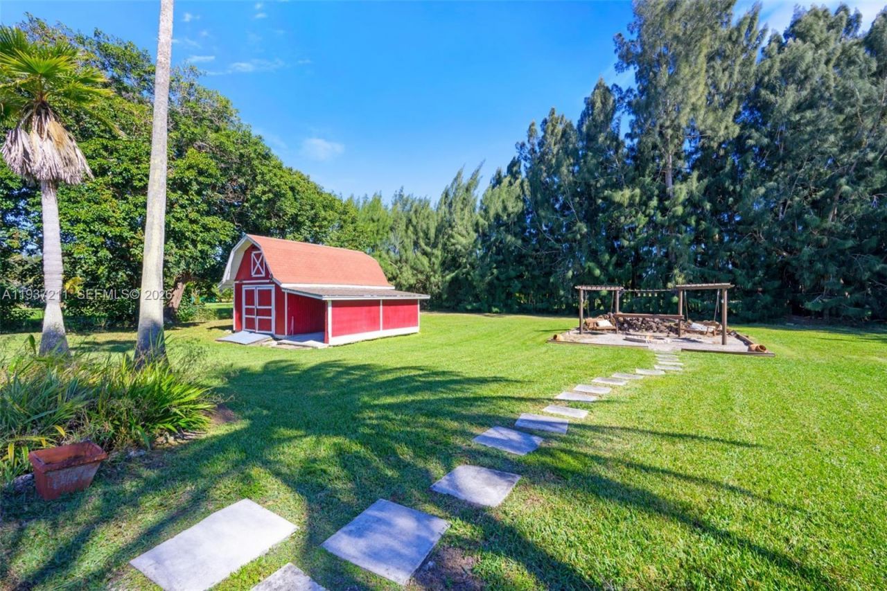 5300 SW 162nd Ave, Southwest Ranches, FL 33331 Photo