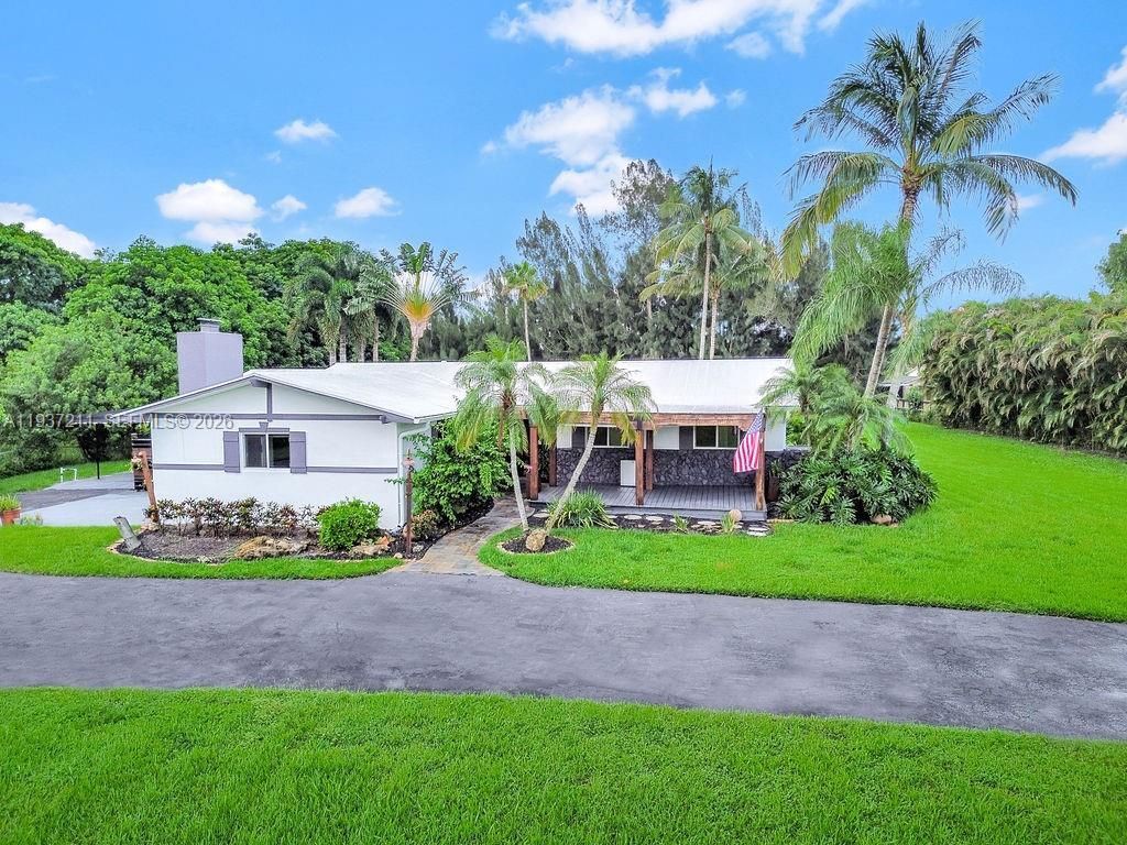 5300 SW 162nd Ave, Southwest Ranches, FL 33331 Photo