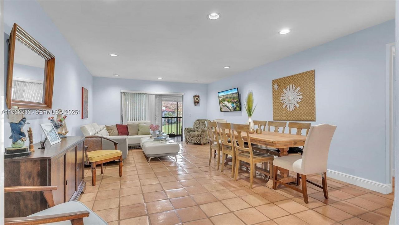 14873 Cumberland Dr, Unit 2040, Delray Beach, FL 33446 Photo