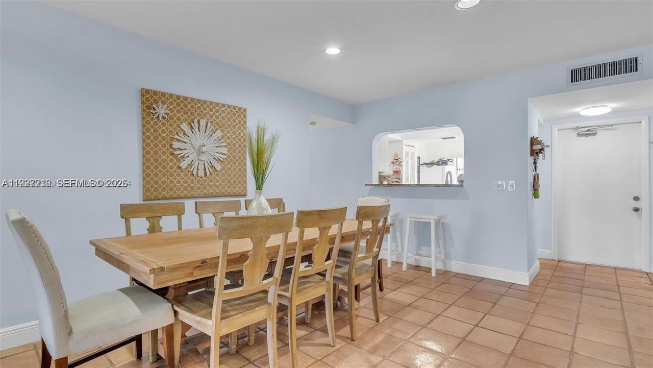 14873 Cumberland Dr, Unit 2040, Delray Beach, FL 33446 Photo