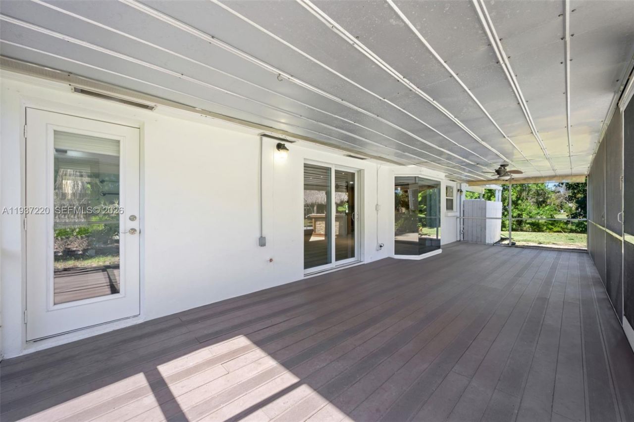 5300 SW 162nd Ave, Southwest Ranches, FL 33331 Photo