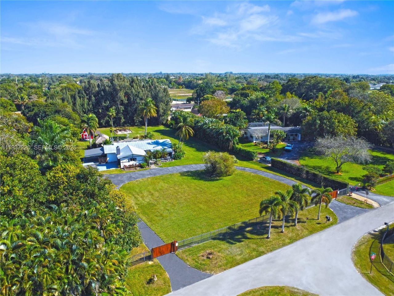 5300 SW 162nd Ave, Southwest Ranches, FL 33331 Photo