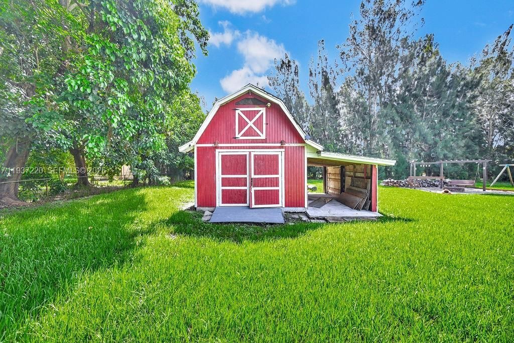 5300 SW 162nd Ave, Southwest Ranches, FL 33331 Photo