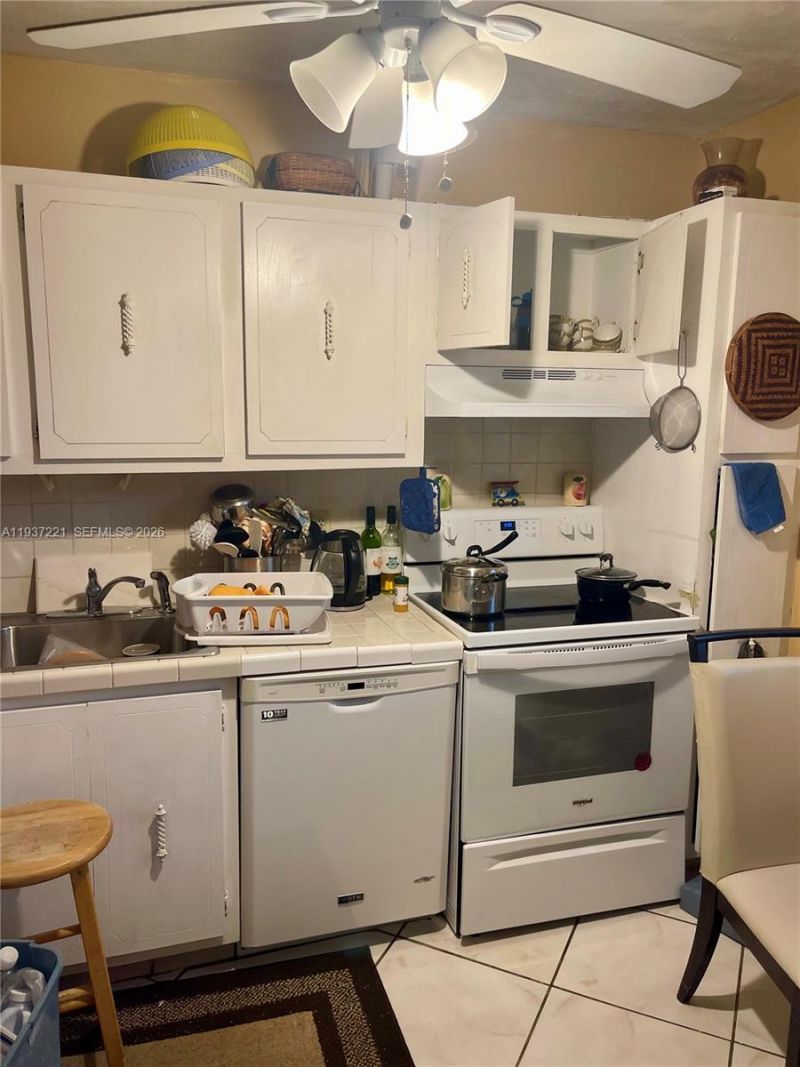 8351 Sands Point Blvd , Unit A208, Tamarac, FL 33321 Photo