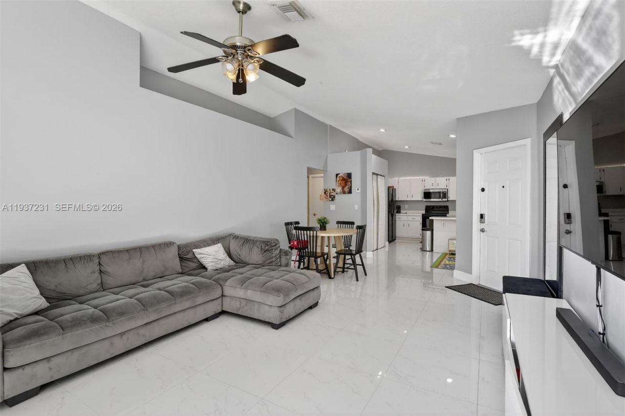 12168 NW 36th Pl, Unit 12168, Sunrise, FL 33323 Photo
