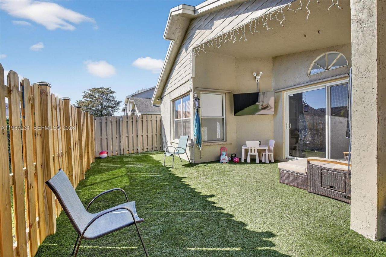 12168 NW 36th Pl, Unit 12168, Sunrise, FL 33323 Photo