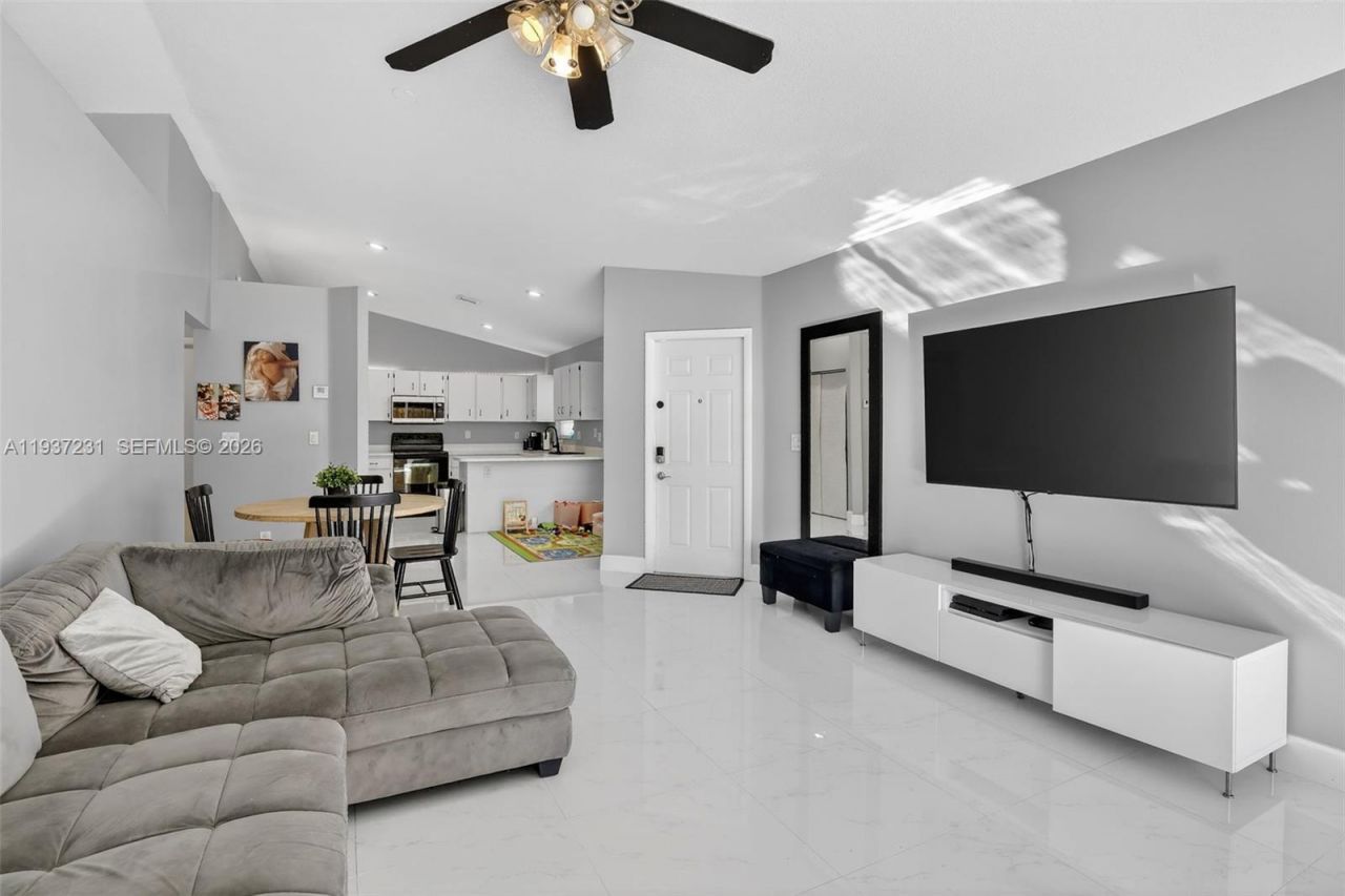 12168 NW 36th Pl, Unit 12168, Sunrise, FL 33323 Photo